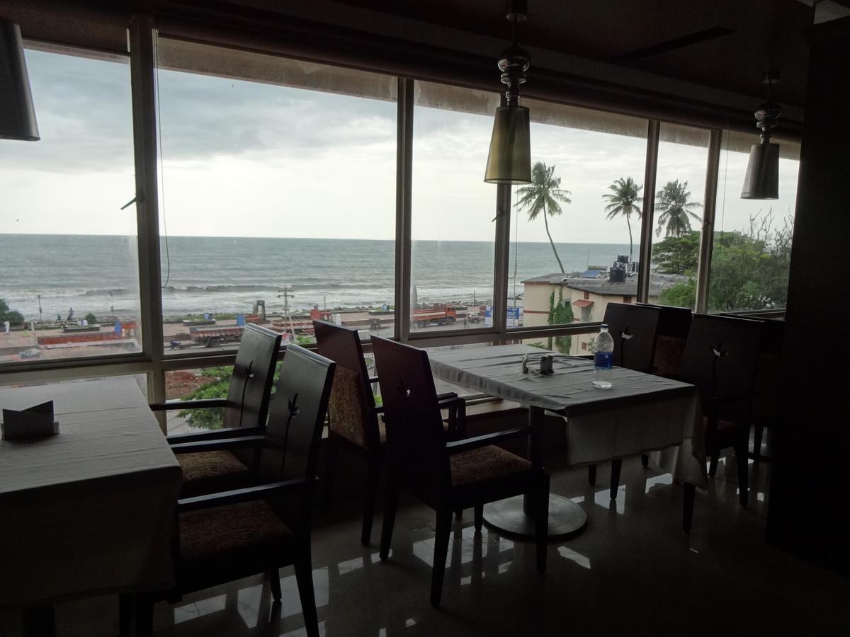 Sea Queen Hotel โคชิโคด ภายนอก รูปภาพ
