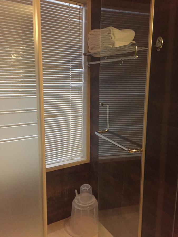Sea Queen Hotel โคชิโคด ภายนอก รูปภาพ